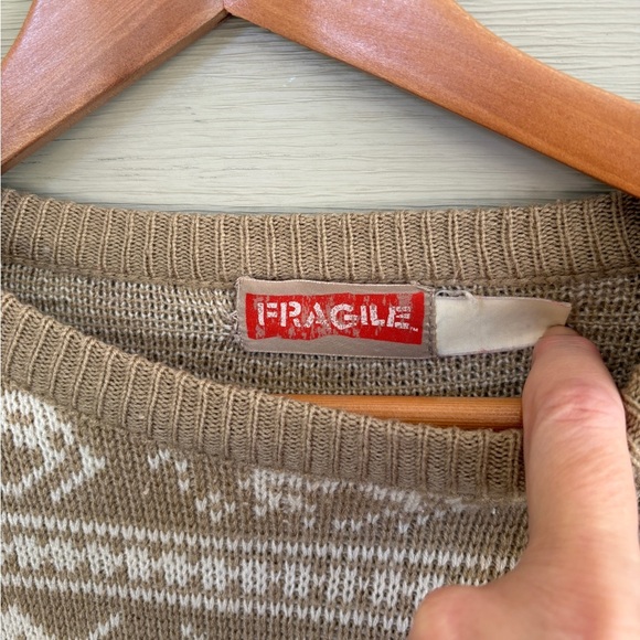 FRAGILE brand vintage 90s juniors fair isle Christmas holiday sweater Nordic EUC - Picture 5 of 12